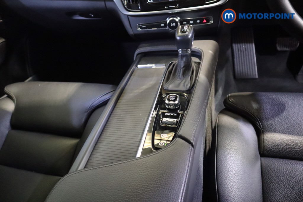 Volvo S90 Momentum Plus Automatic Petrol Saloon - Stock Number (1594631) - 7th supplementary image