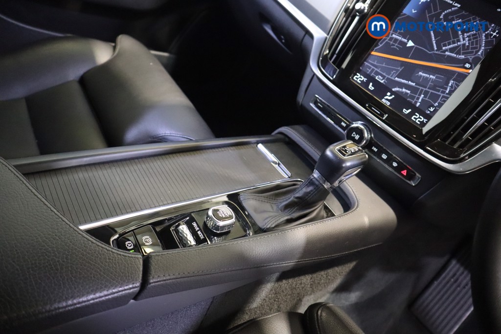 Volvo S90 Momentum Plus Automatic Petrol Saloon - Stock Number (1594631) - 8th supplementary image