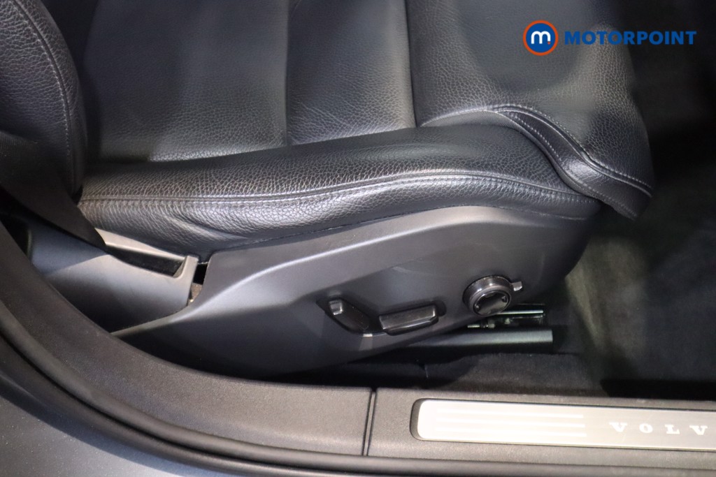 Volvo S90 Momentum Plus Automatic Petrol Saloon - Stock Number (1594631) - 18th supplementary image