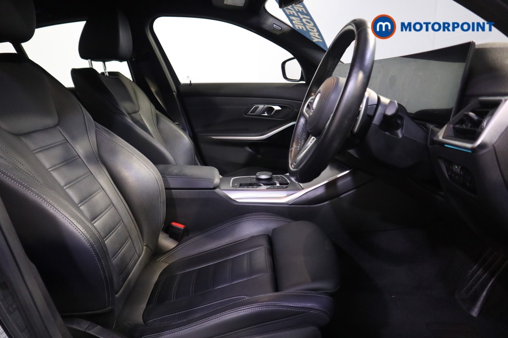 BMW 3 Series M Sport Automatic Petrol Plug-In Hybrid Saloon - Stock Number (1594642) - 16th supplementary image