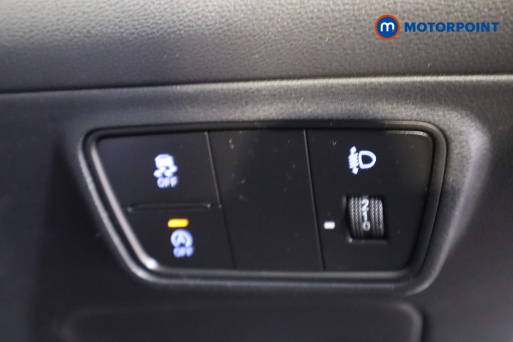 Hyundai Tucson Se Connect Manual Petrol SUV - Stock Number (1594673) - 12th supplementary image