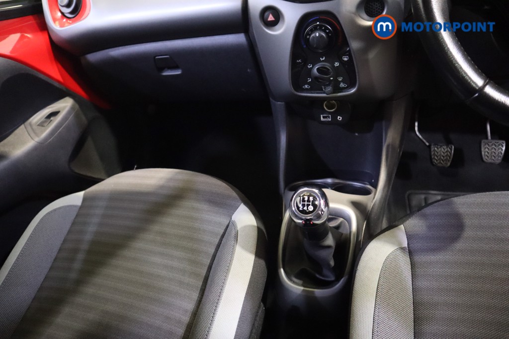 Toyota Aygo X-Play Manual Petrol Hatchback - Stock Number (1594734) - 6th supplementary image