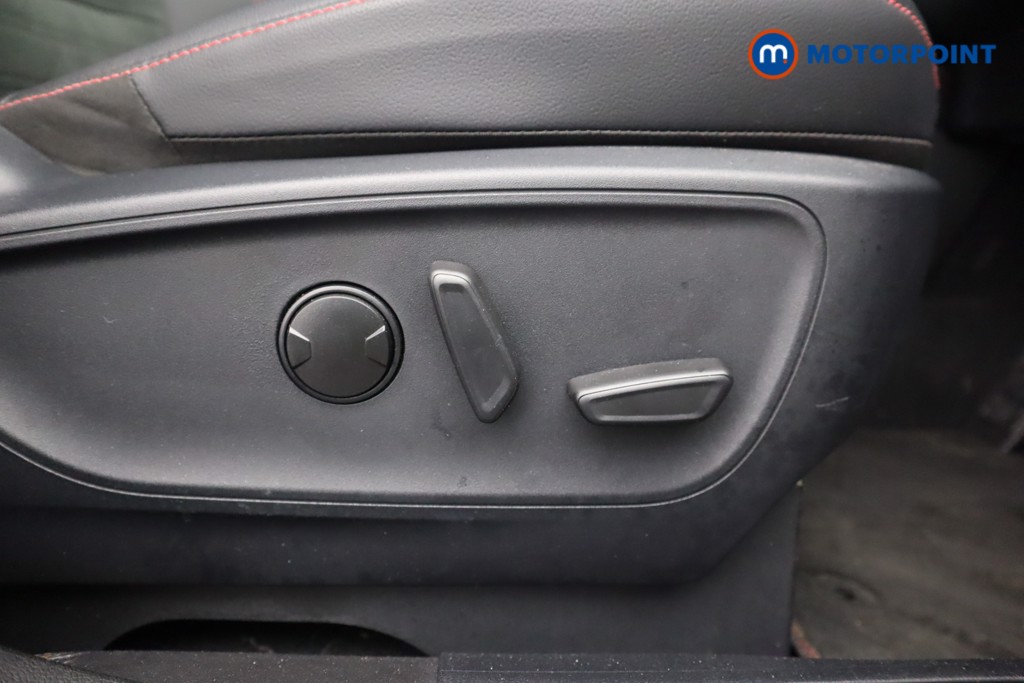 Ford Kuga St-Line Edition Automatic Petrol-Electric Hybrid SUV - Stock Number (1594886) - 21st supplementary image