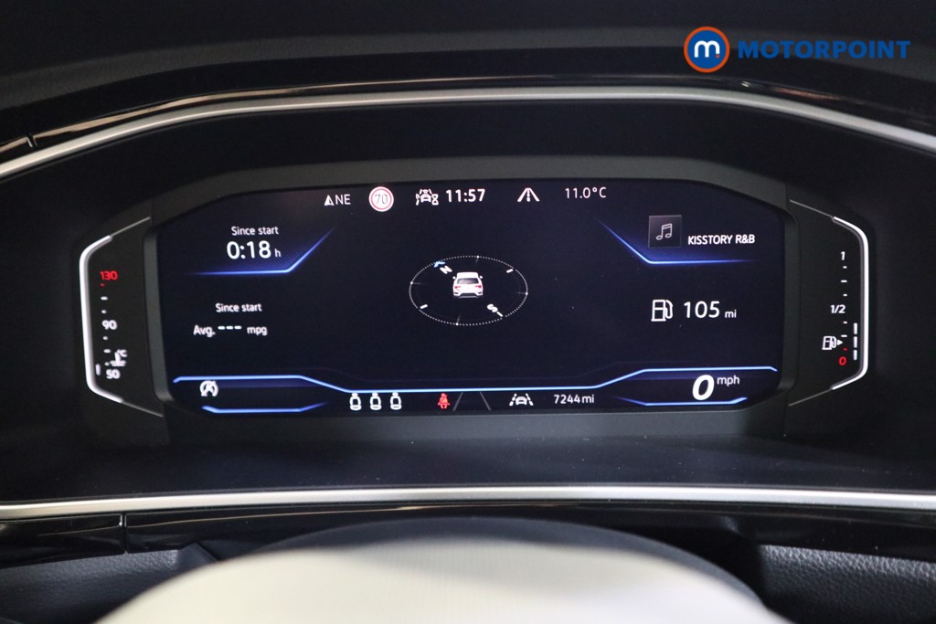 Volkswagen T-Roc R-Line Manual Petrol SUV - Stock Number (1595174) - 6th supplementary image