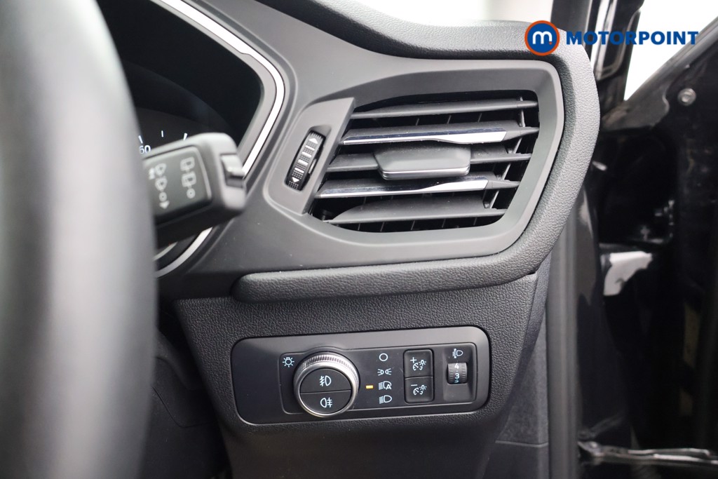 Ford Kuga Zetec Manual Petrol SUV - Stock Number (1595406) - 7th supplementary image