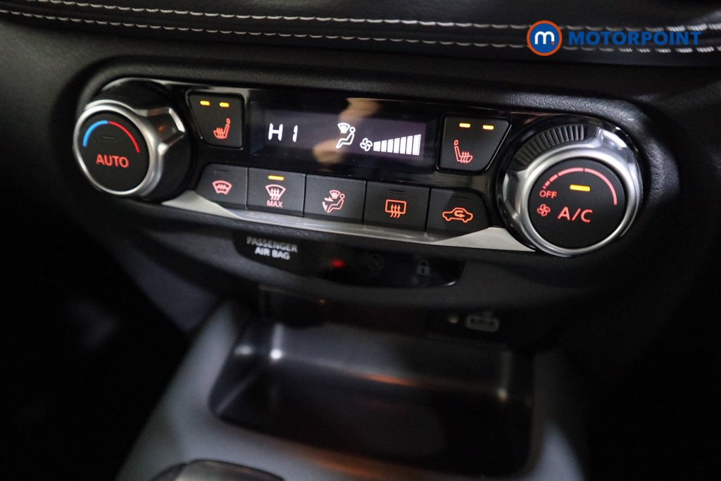 Nissan Juke Tekna Automatic Petrol SUV - Stock Number (1595426) - 7th supplementary image