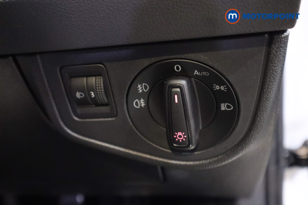 Volkswagen Polo Active Manual Petrol Hatchback - Stock Number (1595622) - 12th supplementary image