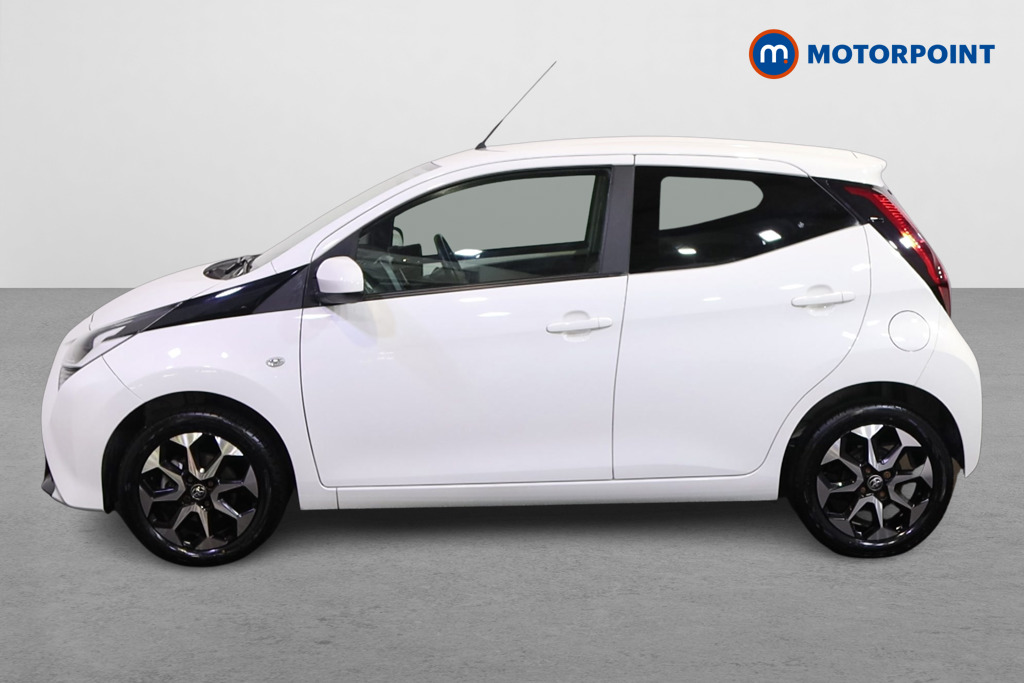 Toyota Aygo X-Trend Manual Petrol Hatchback - Stock Number (1595627) - Passenger side