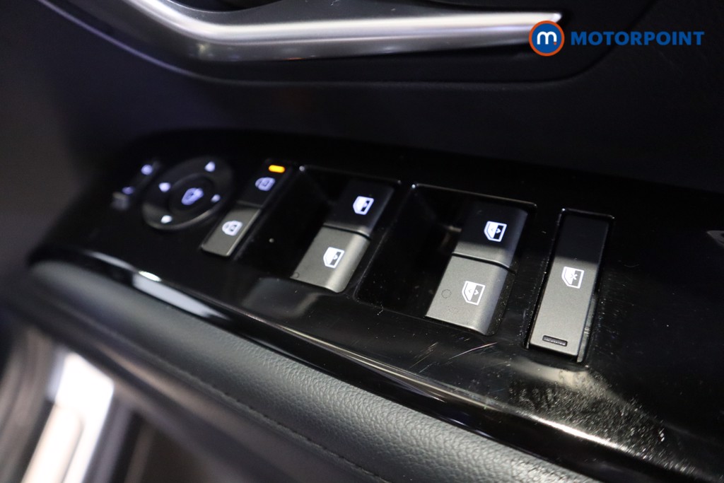 Hyundai Tucson Premium Manual Petrol SUV - Stock Number (1595855) - 12th supplementary image