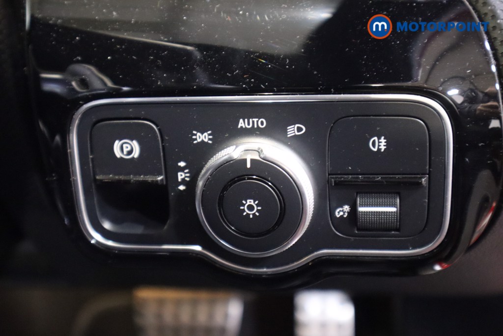 Mercedes-Benz A Class Amg Line Premium Edition Automatic Petrol Hatchback - Stock Number (1595986) - 14th supplementary image