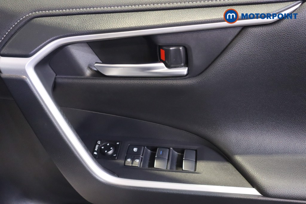 Toyota Rav4 Design Automatic Petrol-Electric Hybrid SUV - Stock Number (1596144) - 10th supplementary image