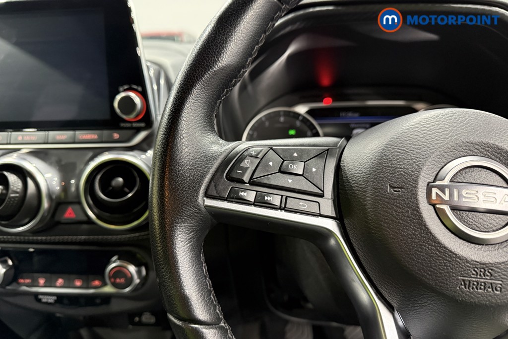 Nissan Juke N-Connecta Manual Petrol SUV - Stock Number (1566100) - 3rd supplementary image