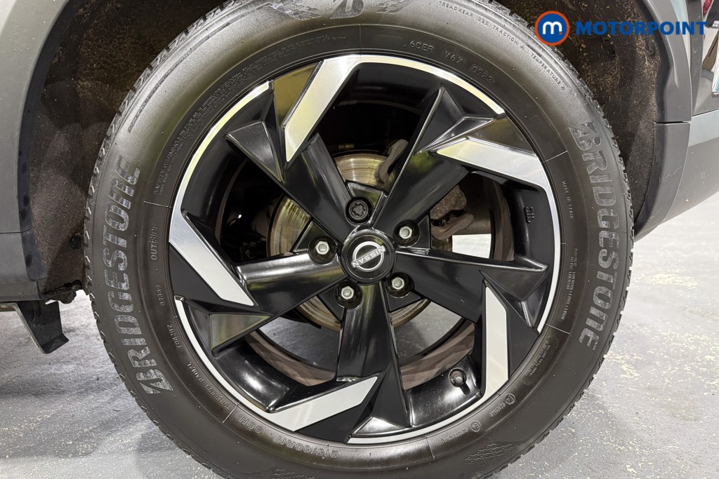 Nissan Juke N-Connecta Manual Petrol SUV - Stock Number (1566100) - 27th supplementary image