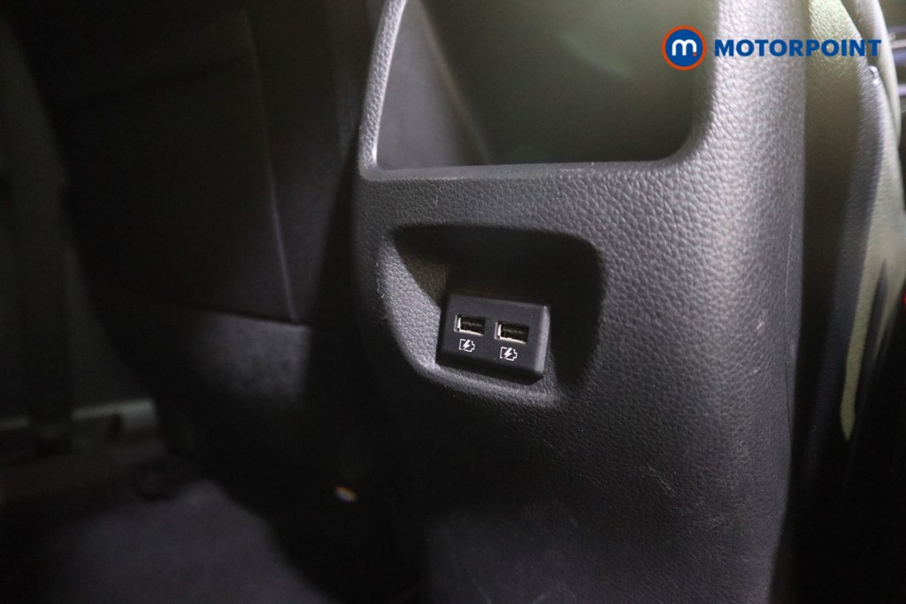 Nissan Qashqai N-Connecta Automatic Petrol SUV - Stock Number (1582328) - 17th supplementary image