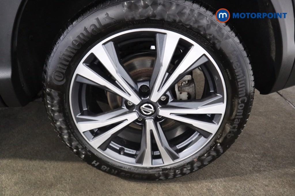 Nissan Qashqai N-Connecta Automatic Petrol SUV - Stock Number (1582328) - 23rd supplementary image