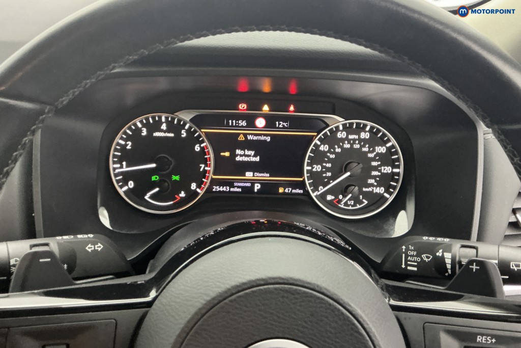 Nissan Qashqai Acenta Premium Automatic Petrol SUV - Stock Number (1586453) - 9th supplementary image