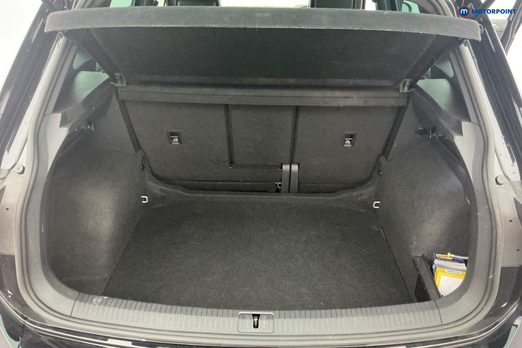 Volkswagen Tiguan R-Line Edition Automatic Petrol SUV - Stock Number (1587003) - 3rd supplementary image