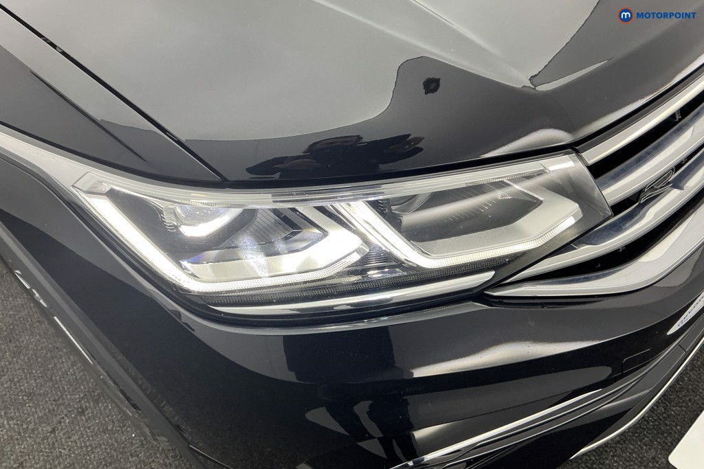 Volkswagen Tiguan R-Line Edition Automatic Petrol SUV - Stock Number (1587003) - 26th supplementary image