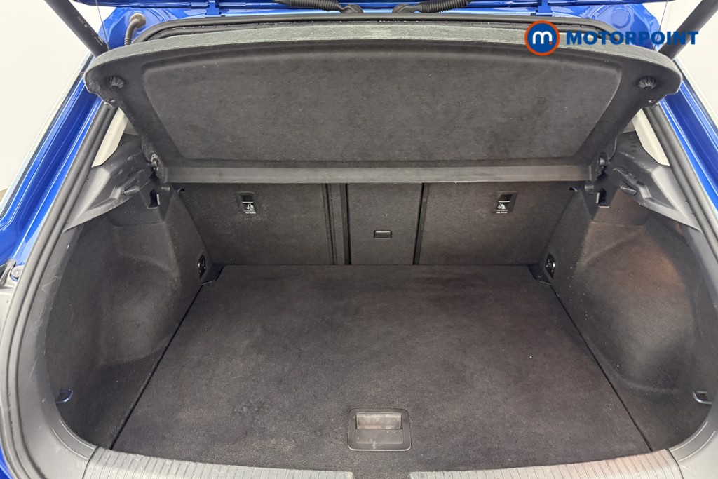 Volkswagen T-Roc Active Manual Petrol SUV - Stock Number (1587695) - 7th supplementary image