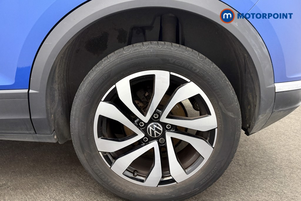 Volkswagen T-Roc Active Manual Petrol SUV - Stock Number (1587695) - 24th supplementary image