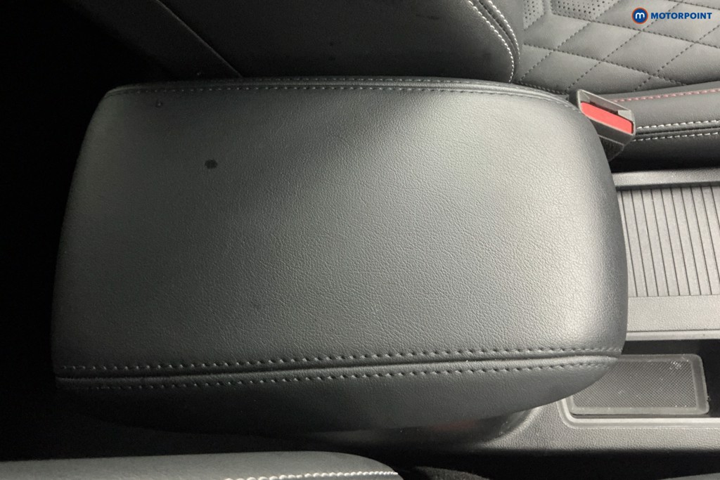 Ford Focus St-Line X Manual Petrol Estate - Stock Number (1587768) - 13th supplementary image