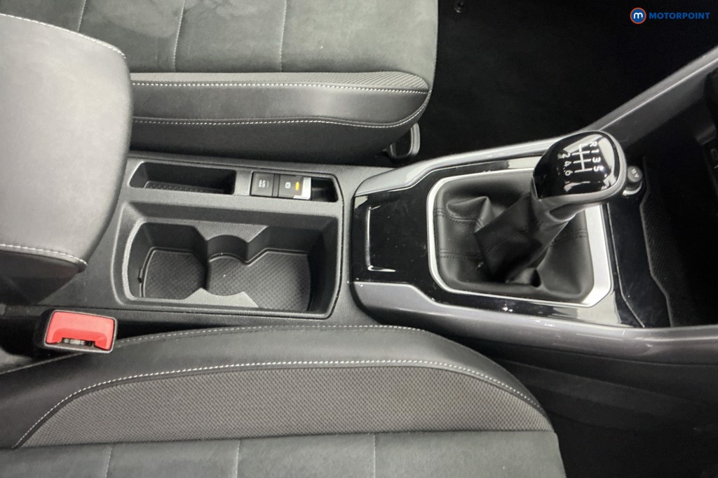 Volkswagen T-Roc Style Manual Petrol SUV - Stock Number (1588769) - 14th supplementary image