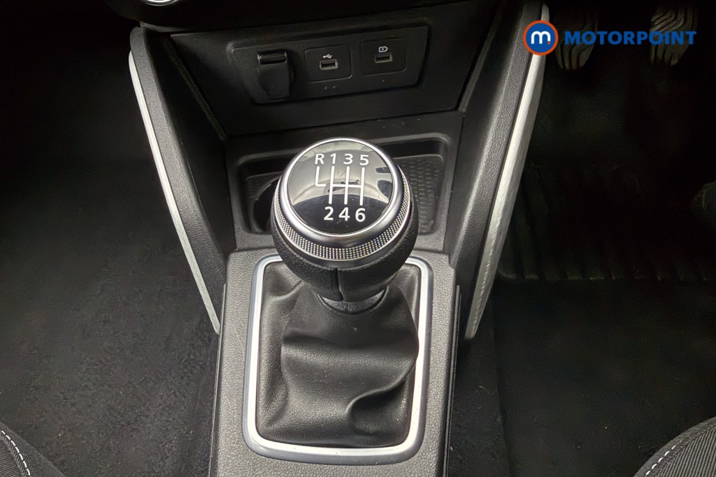 Dacia Duster Prestige Manual Diesel SUV - Stock Number (1590109) - 7th supplementary image