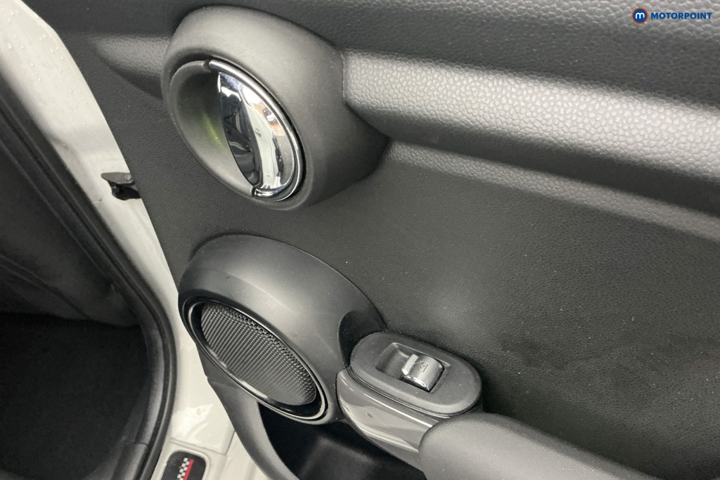 Mini Hatchback Cooper Sport Automatic Petrol Hatchback - Stock Number (1590228) - 23rd supplementary image