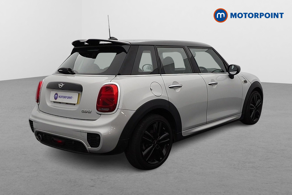 Mini Hatchback Cooper Sport Automatic Petrol Hatchback - Stock Number (1590228) - Drivers side rear corner