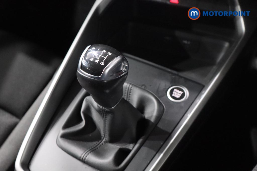 Audi A3 Technik Manual Petrol Hatchback - Stock Number (1590431) - 5th supplementary image