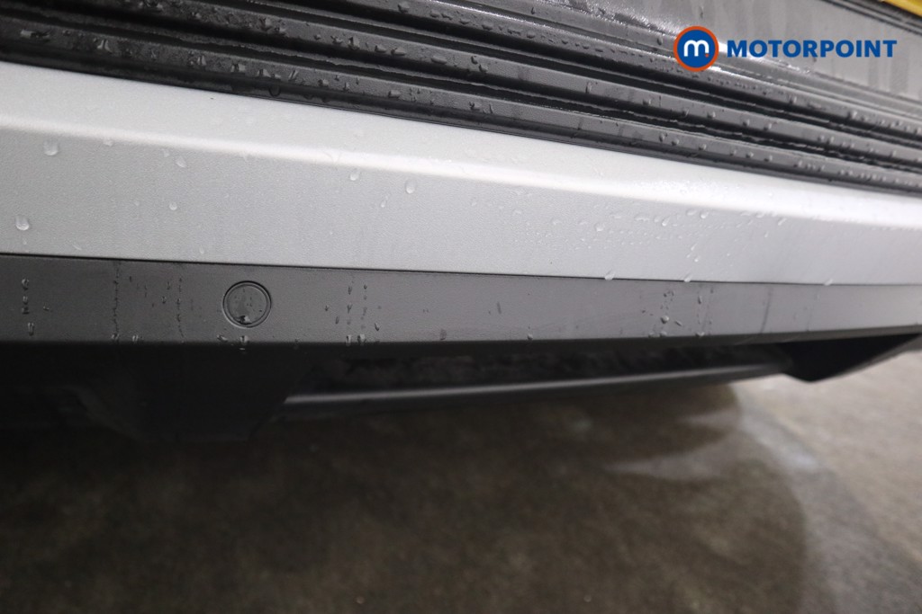 Ford Explorer Premium Automatic Electric SUV - Stock Number (1590503) - 25th supplementary image