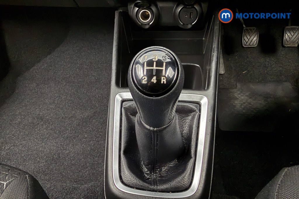 Suzuki Swift Sz-L Manual Petrol Hatchback - Stock Number (1590602) - 6th supplementary image