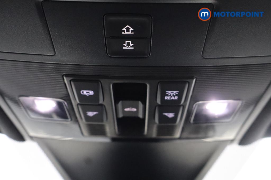 Volkswagen Tiguan R-Line Automatic Petrol SUV - Stock Number (1590836) - 16th supplementary image