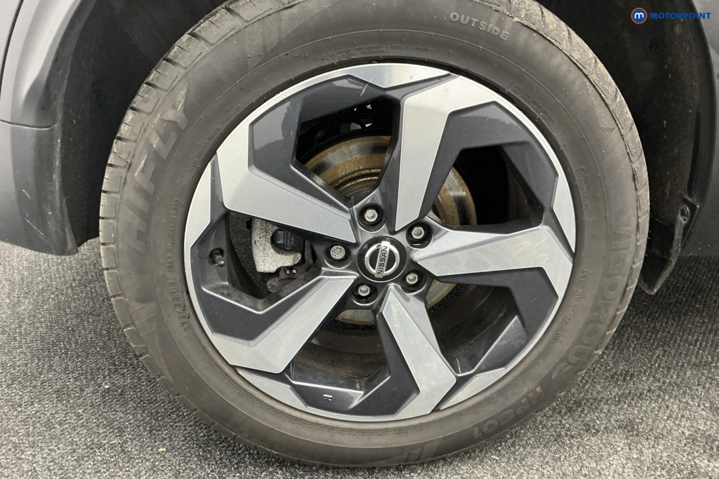 Nissan Qashqai N-Connecta Manual Petrol SUV - Stock Number (1591076) - 30th supplementary image