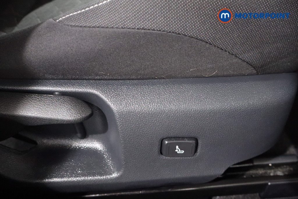 Toyota Corolla Icon Automatic Petrol-Electric Hybrid Estate - Stock Number (1592044) - 23rd supplementary image