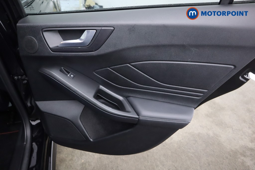 Ford Focus St-Line Vignale Manual Petrol Hatchback - Stock Number (1592744) - 29th supplementary image