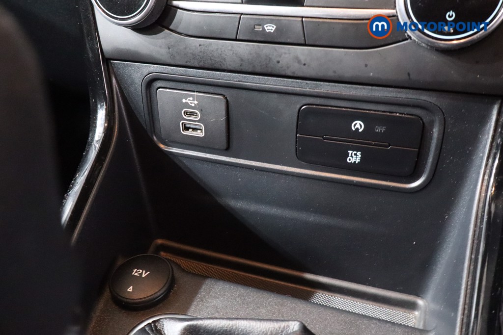 Ford Ecosport Titanium Manual Petrol SUV - Stock Number (1593144) - 16th supplementary image