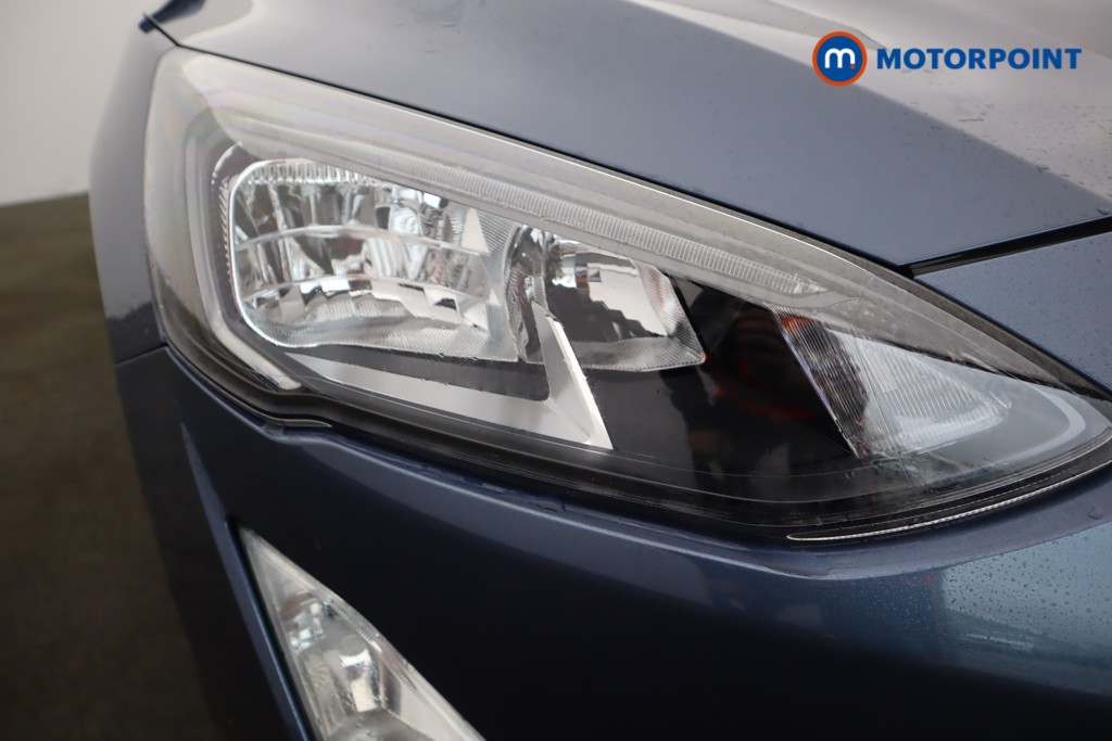 Ford Focus Titanium Automatic Petrol Hatchback - Stock Number (1593310) - 1st supplementary image