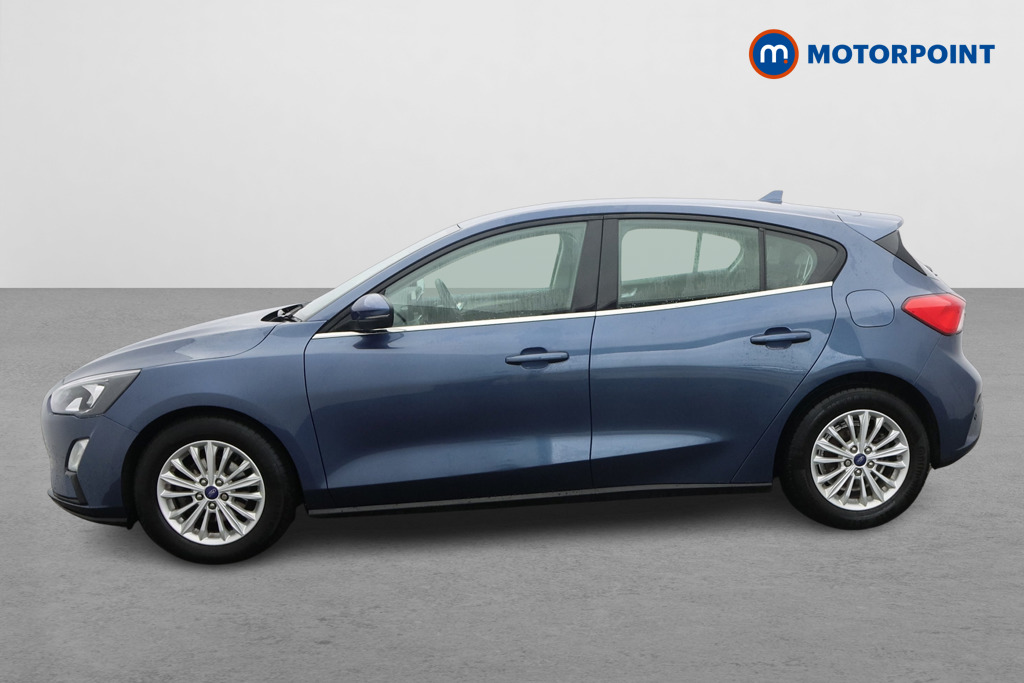 Ford Focus Titanium Automatic Petrol Hatchback - Stock Number (1593310) - Passenger side
