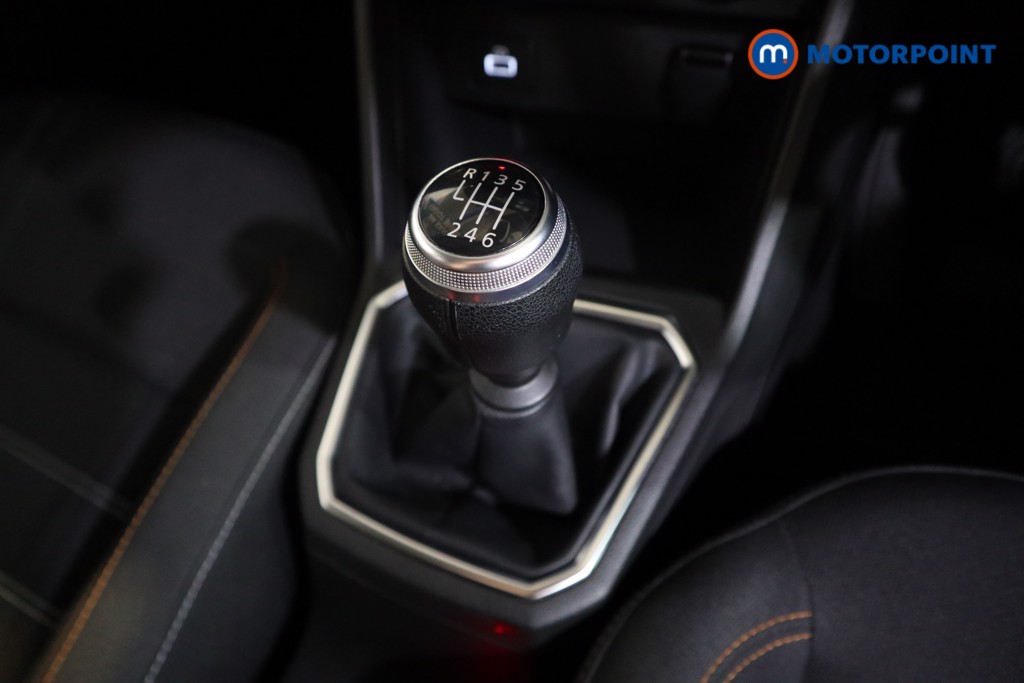 Dacia Sandero Stepway Prestige Manual Petrol Hatchback - Stock Number (1593343) - 10th supplementary image