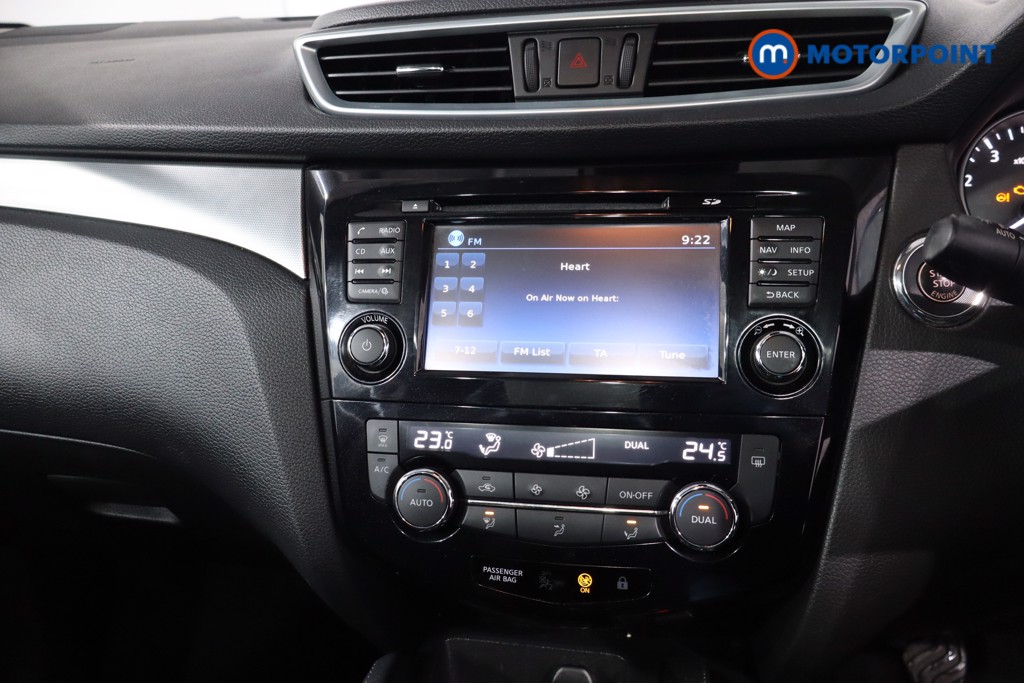 Nissan Qashqai N-Connecta Manual Petrol SUV - Stock Number (1593408) - 15th supplementary image