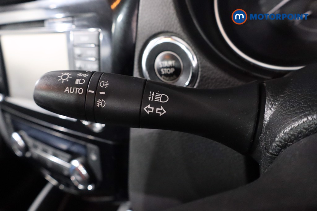 Nissan Qashqai N-Connecta Manual Petrol SUV - Stock Number (1593408) - 19th supplementary image