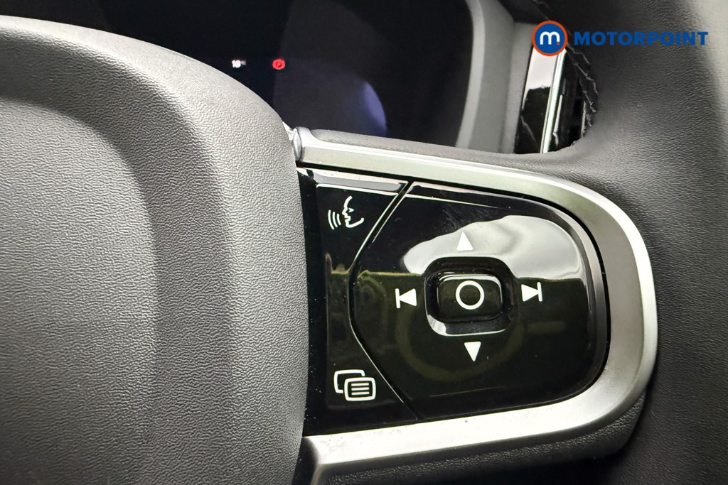 Volvo Xc60 Plus Automatic Petrol SUV - Stock Number (1593557) - 13th supplementary image