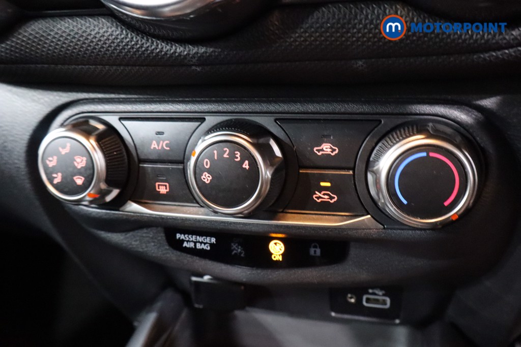 Nissan Juke Acenta Automatic Petrol SUV - Stock Number (1593641) - 14th supplementary image