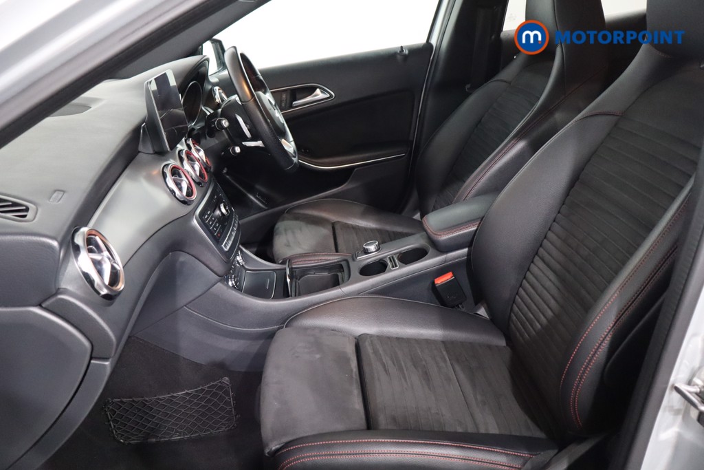 Mercedes-Benz GLA Amg Line Automatic Diesel SUV - Stock Number (1594123) - 4th supplementary image