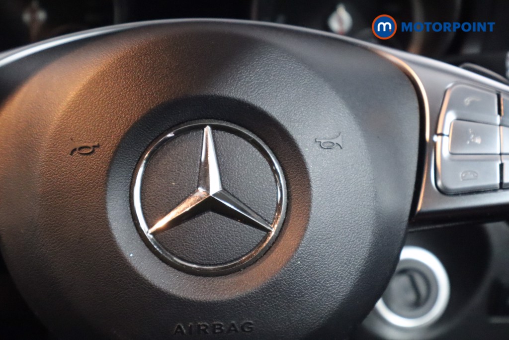 Mercedes-Benz GLA Amg Line Automatic Diesel SUV - Stock Number (1594123) - 15th supplementary image