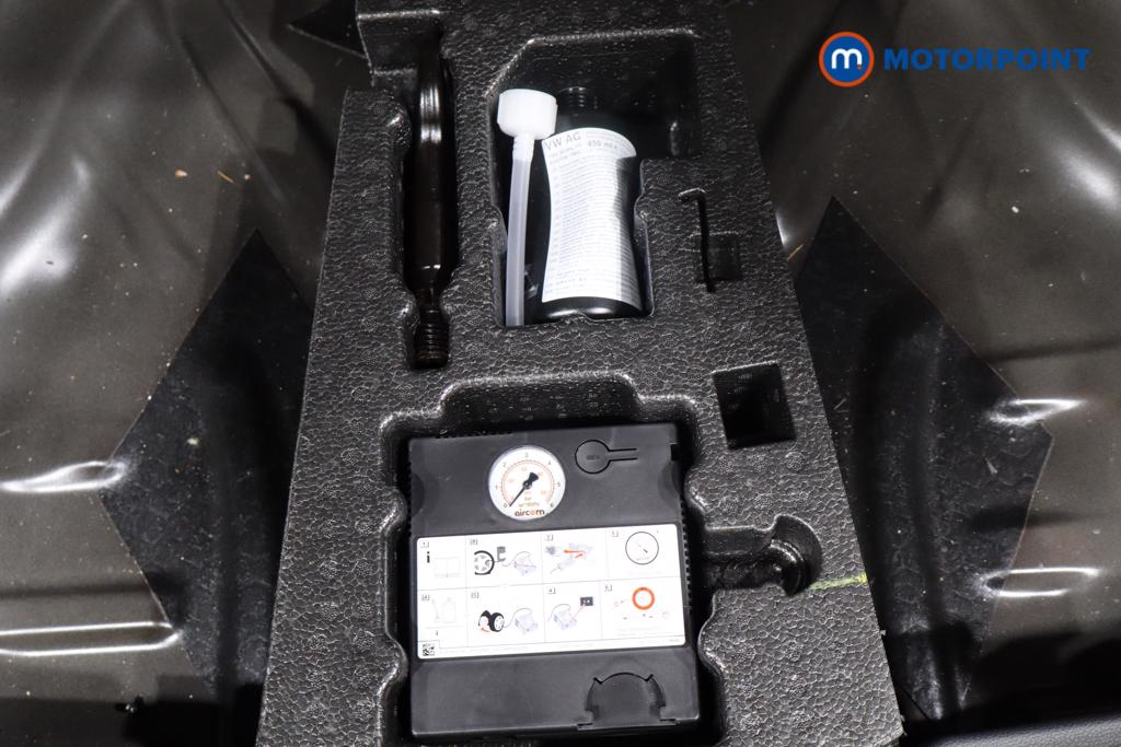 Skoda Karoq Se Drive Automatic Petrol SUV - Stock Number (1594291) - 28th supplementary image