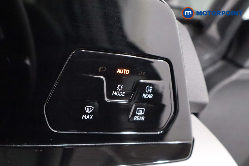 Volkswagen Golf Life Manual Petrol Hatchback - Stock Number (1594326) - 21st supplementary image