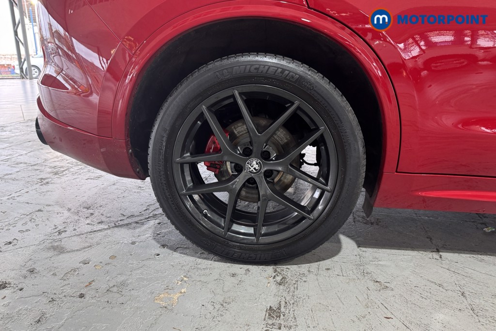 Alfa Romeo Stelvio Veloce Automatic Petrol SUV - Stock Number (1594363) - 24th supplementary image