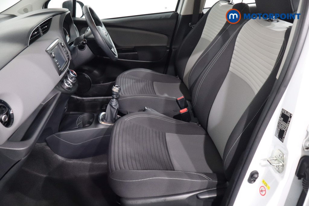 Toyota Yaris Icon Tech Manual Petrol Hatchback - Stock Number (1594670) - 4th supplementary image